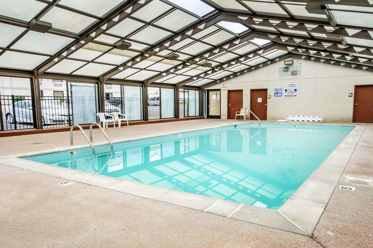 Econo Lodge London Kültér fotó