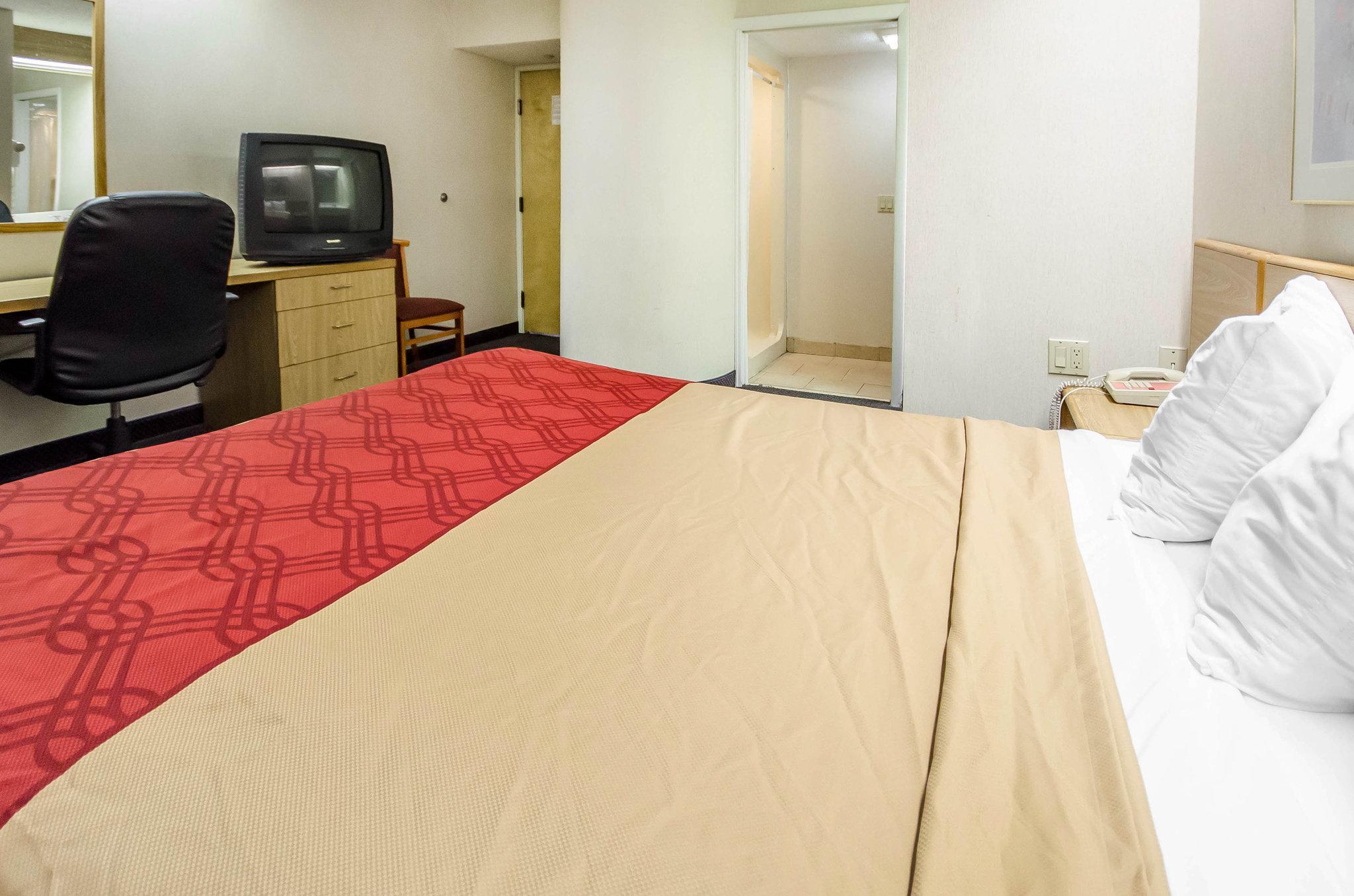 Econo Lodge London Kültér fotó