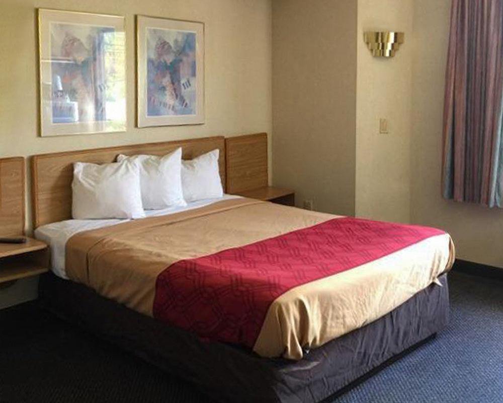 Econo Lodge London Kültér fotó