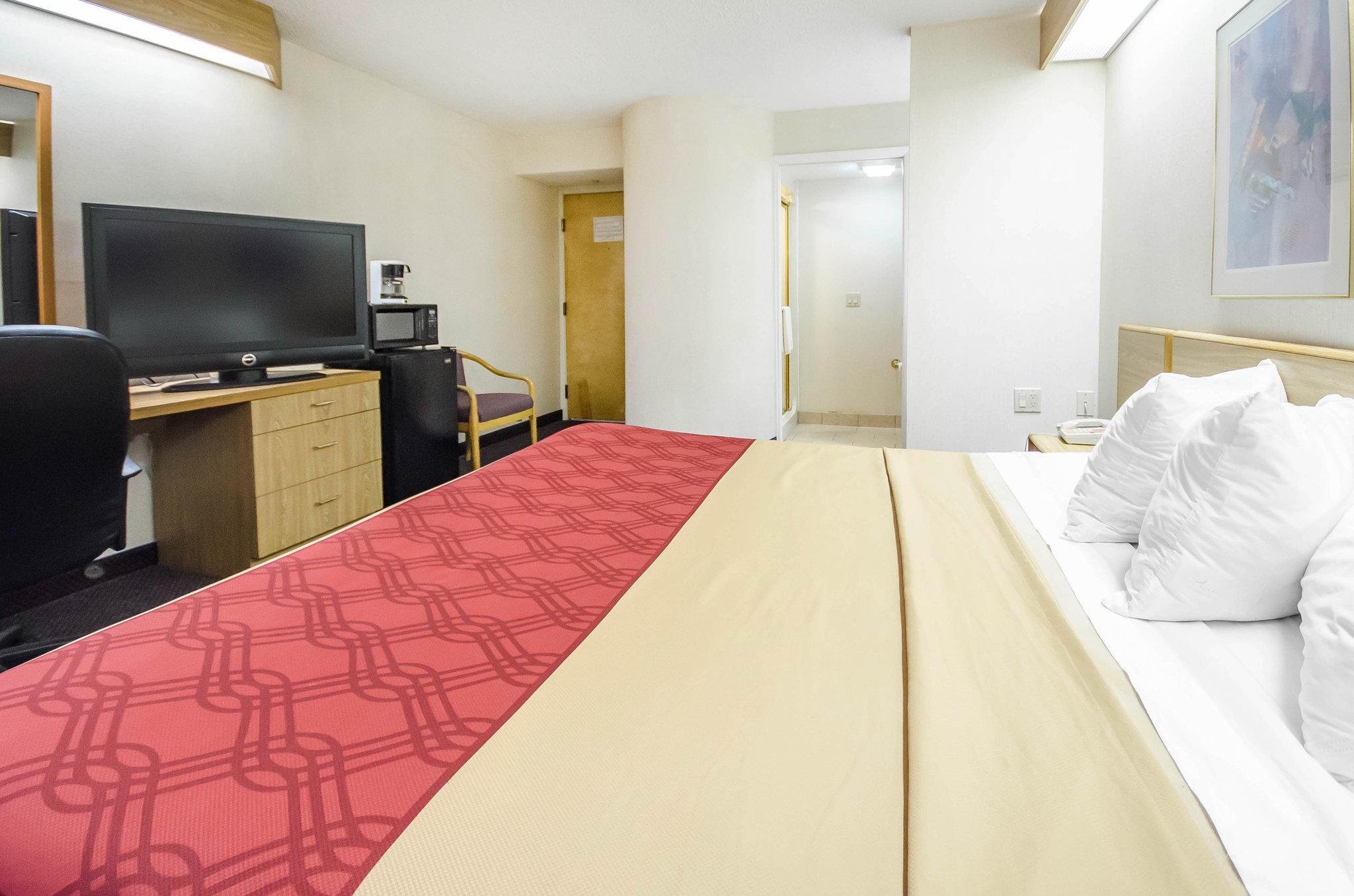Econo Lodge London Kültér fotó